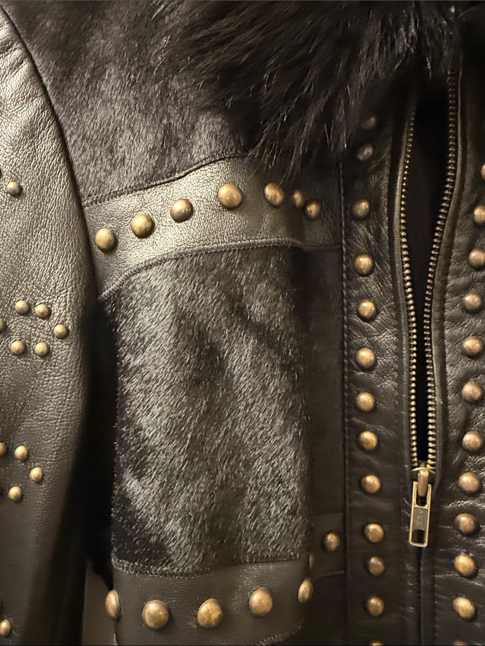 RARE Vintage CACHÉ Studded Leather Cowhide Fur Jacket Y2K Archival Mob Wife - Picture 4 of 14